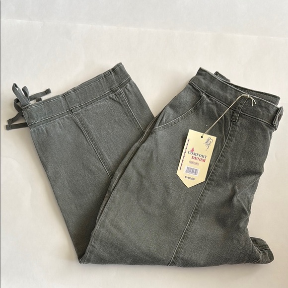 Comfort Denim Green Denim cropped Pants - Picture 3 of 5